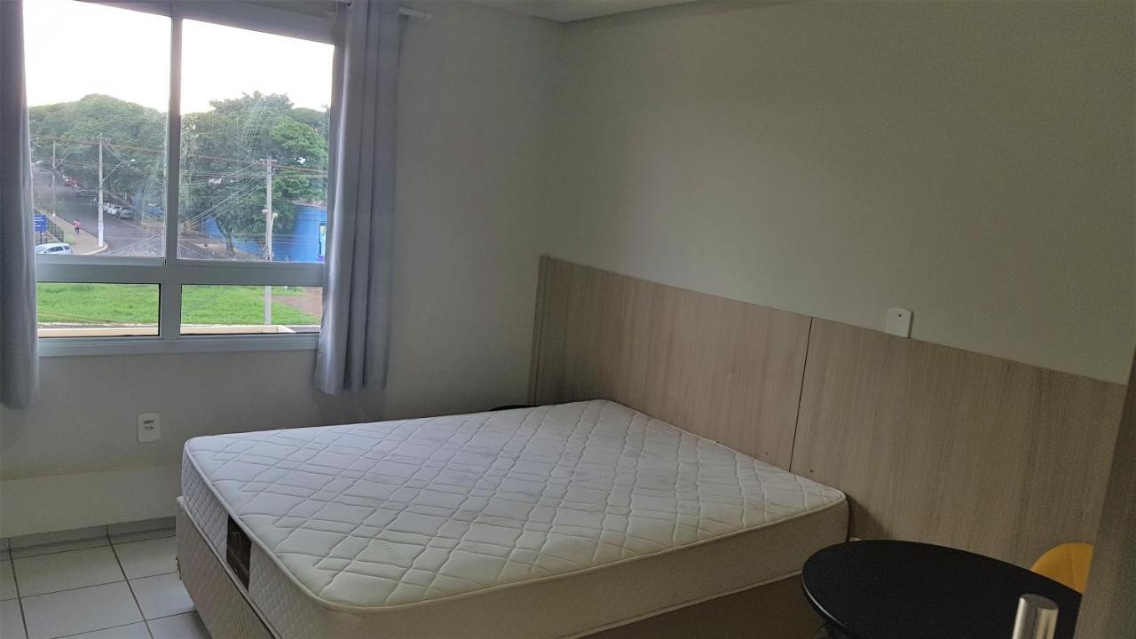 Flat Com Wifi, Piscina, Split E Estacionamento Leilighet Ribeirão Preto Eksteriør bilde